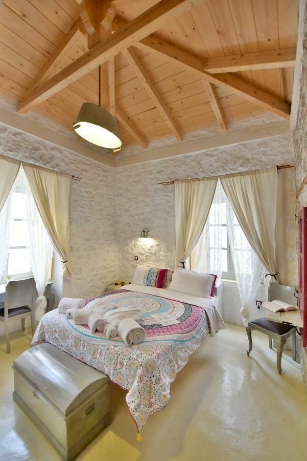 Mastoris Mansion Hotel Hydra  Exterior photo