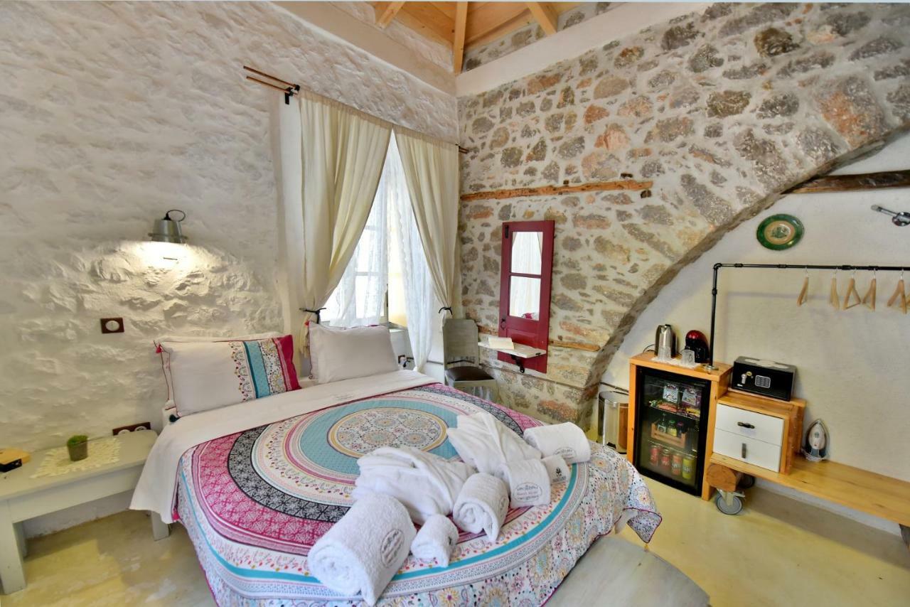 Mastoris Mansion Hotel Hydra  Exterior photo